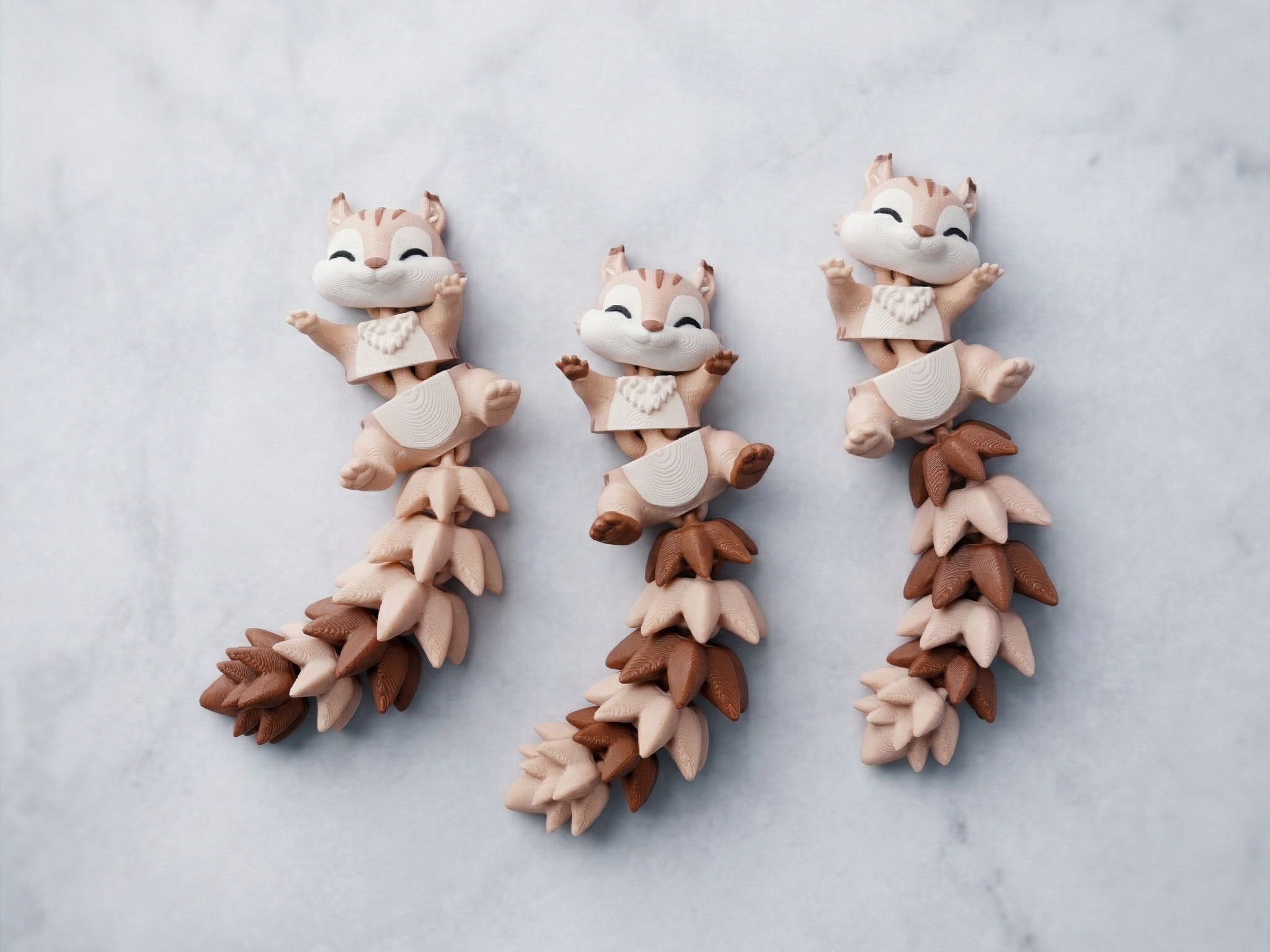 Fluffy Mascots™ Ardilla Articulada